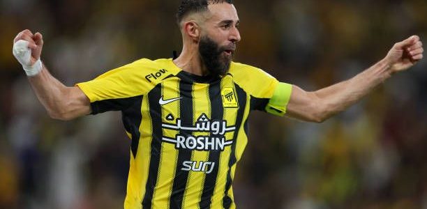 بنزيما يكسر لعنة 8 أشهر في روشن